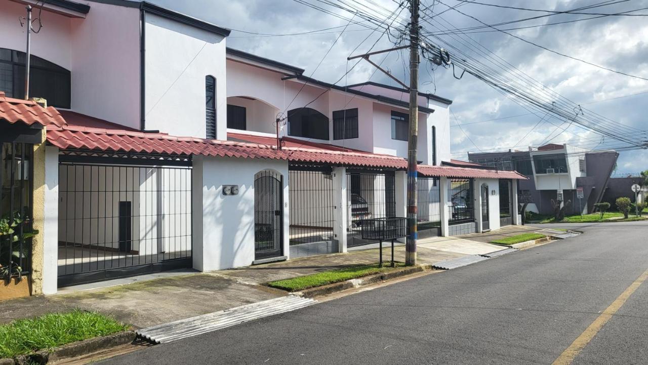 Apartment Don Carlos Place Upper Unit